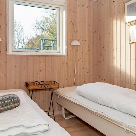 Ferienhaus 4 Star In Glesborg