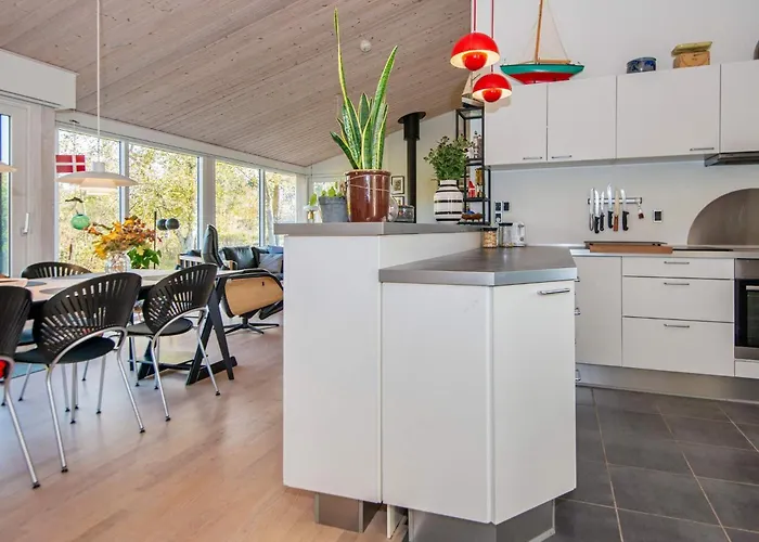 度假居 8 Person In