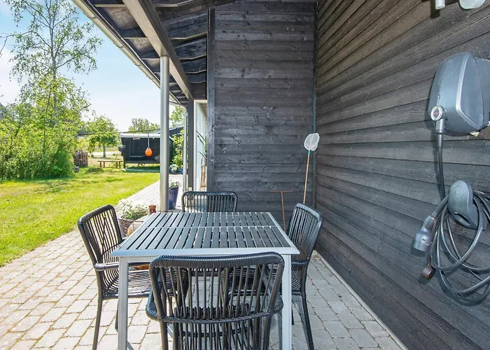 度假居 8 Person In